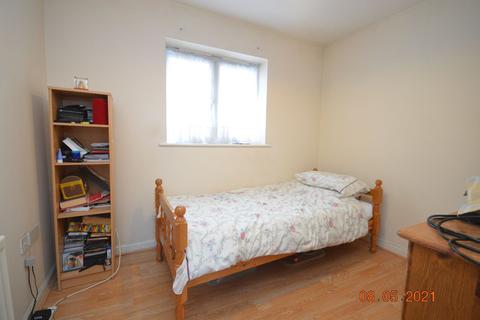 112 Winding Way, Dagenham, RM8 2TB