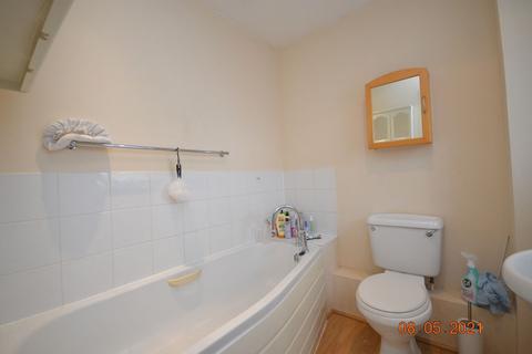 112 Winding Way, Dagenham, RM8 2TB