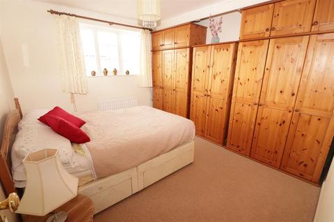 155 Dovecote, Yate, Bristol, BS37 4PE