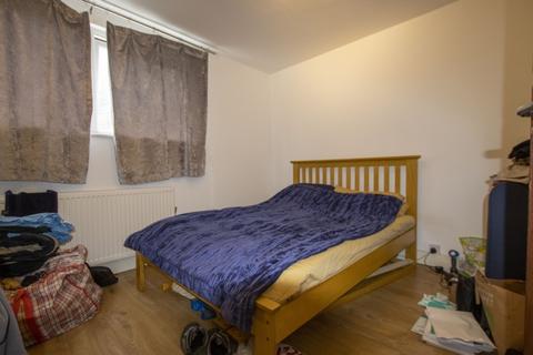 5 Borage Close, Crawley, RH11 9EL