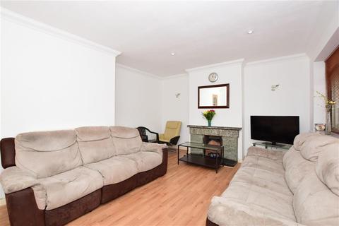 26 Guildford Road, London, E17 4DZ