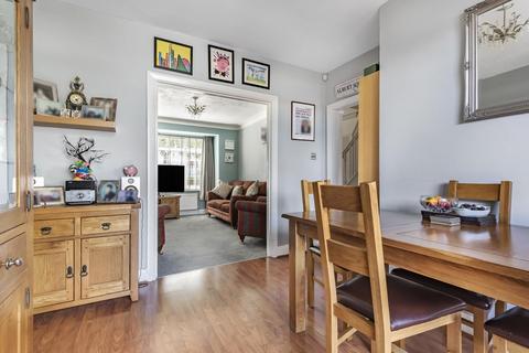 45 Glebe Way, West Wickham, BR4 0SH