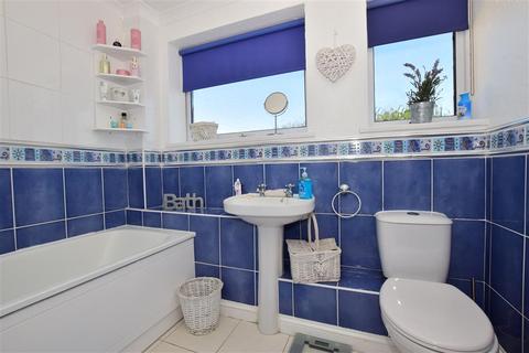 36 Windmill Rise, Minster On Sea, Sheerness, ME12 3QA