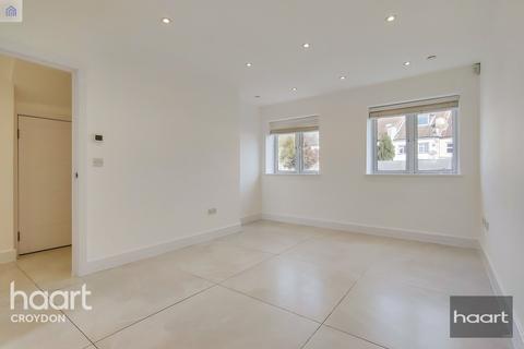 94 Little Roke Avenue, Kenley, CR8 5NJ