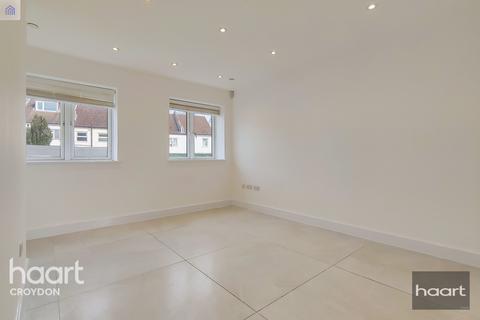94 Little Roke Avenue, Kenley, CR8 5NJ