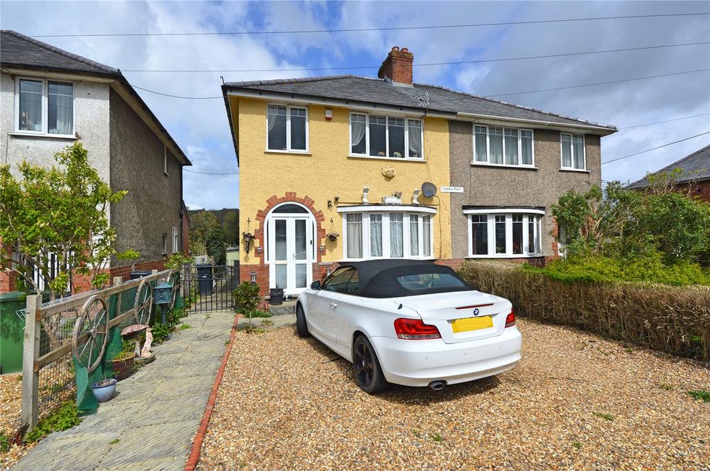 Llanidloes Road, Newtown, Powys, SY16 3 bed semidetached house £169,950