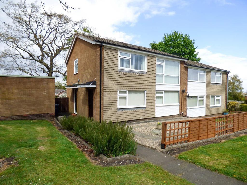 Thornley Close, Whickham 2 bed apartment £595 pcm (£137 pw)