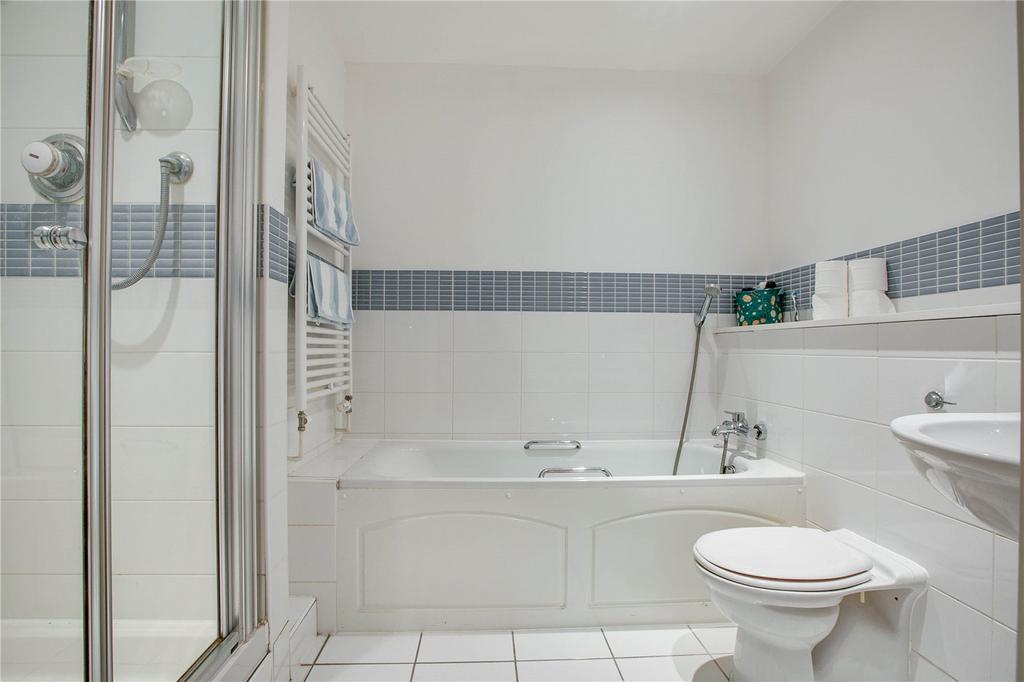 Apartment in London - View 5