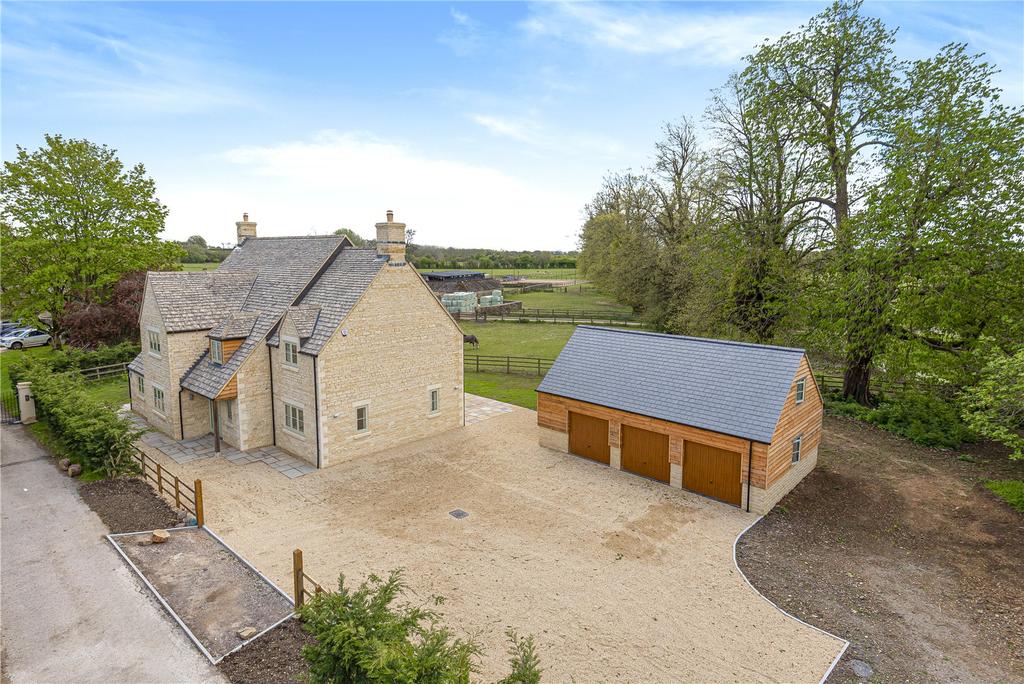 Siddington, Cirencester, GL7 6 bed detached house £1,300,000