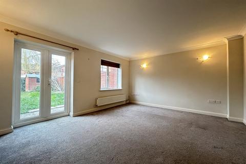 2 bedroom house to rent, Bramley, Hampshire