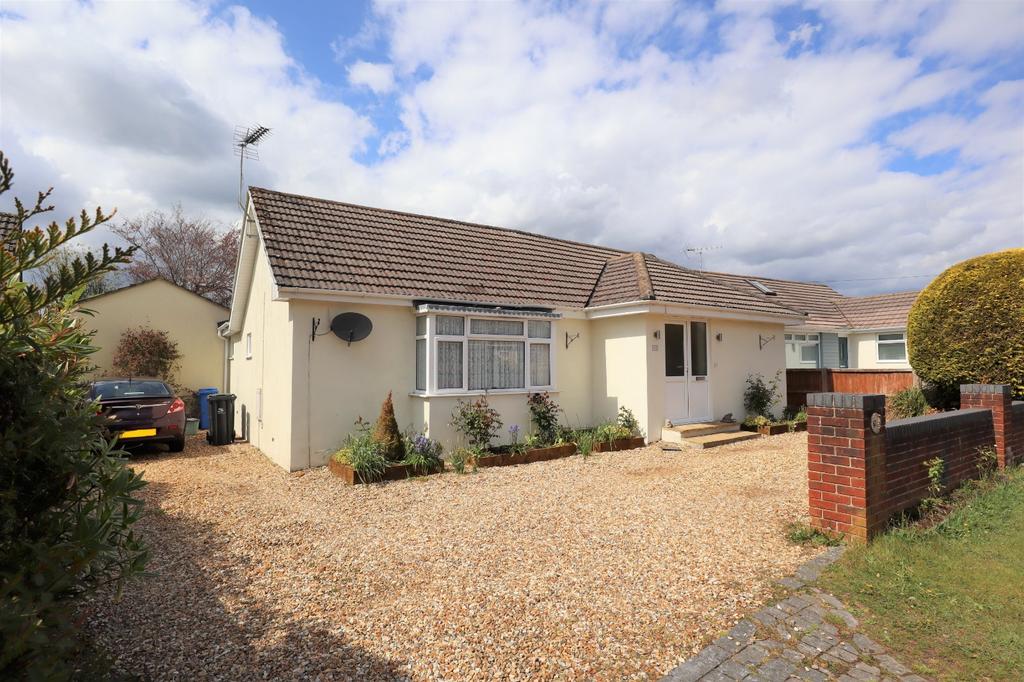 Highfield Road, Corfe Mullen... 4 bed bungalow £490,000