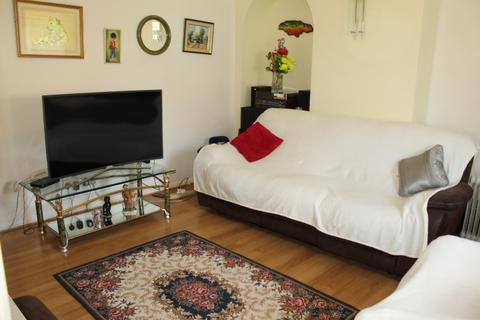 49 Brookehowse Road, London, SE6 3TJ