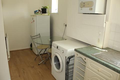 49 Brookehowse Road, London, SE6 3TJ