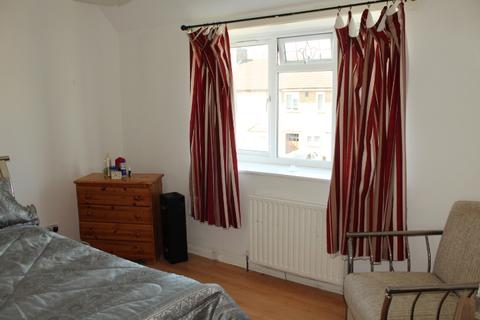 49 Brookehowse Road, London, SE6 3TJ