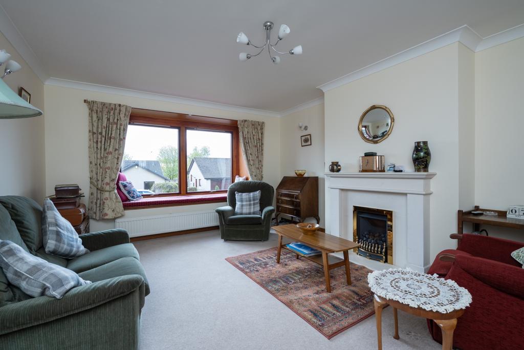 Watts Gardens, Cupar, KY15 3 bed bungalow £240,000