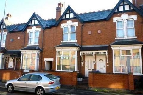 Studio to rent, 259 Bearwood Road