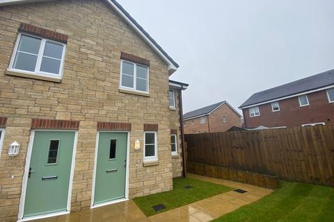 2 bedroom semi-detached house to rent, Smith Drive, Pentrechwyth, Swansea