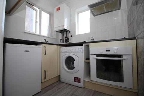 1 bedroom apartment to rent, Chessington Mansion, Leyton, E10
