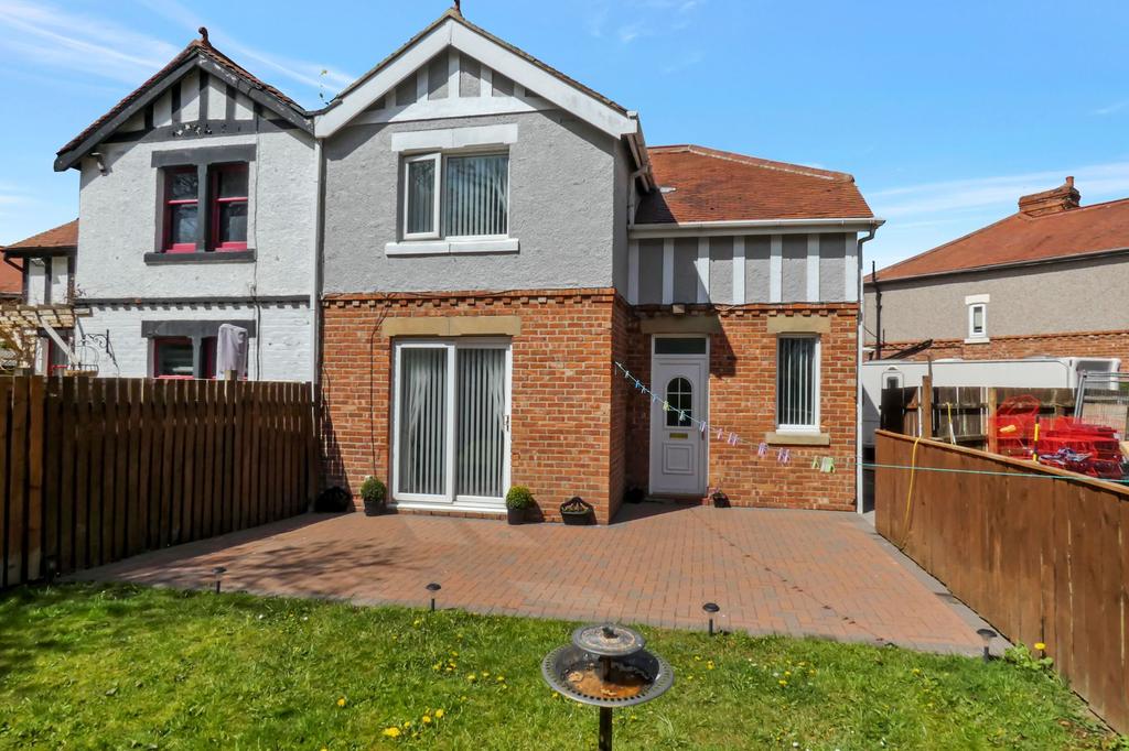 Park Villas, Ashington... 3 bed semidetached house £119,950