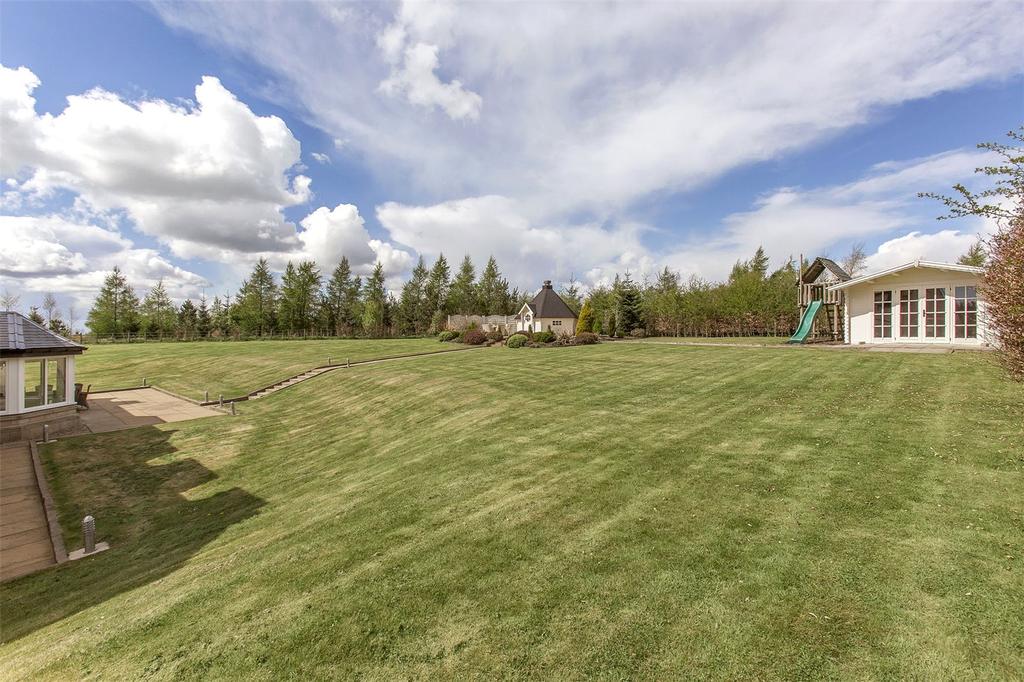 Rowallan Castle, Kilmaurs, KA3 6 bed detached house £875,000