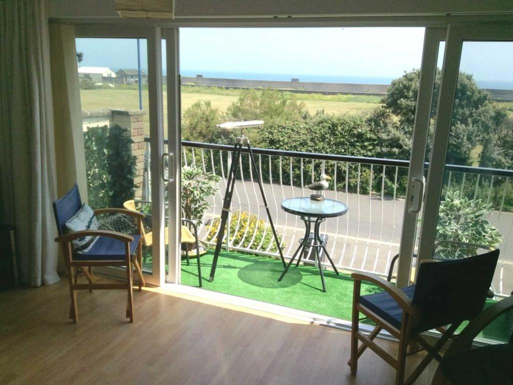 Kingsway, Selsey 3 bed apartment £950 pcm (£219 pw)