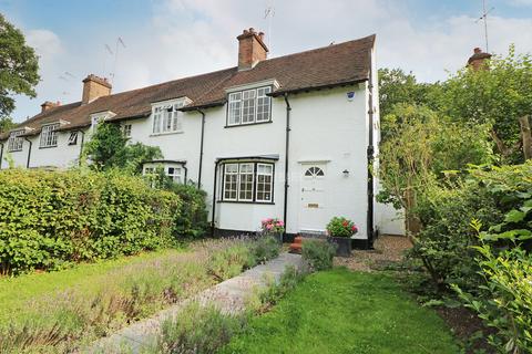 3 bedroom semi-detached house to rent, Hampstead Garden Subrub NW11