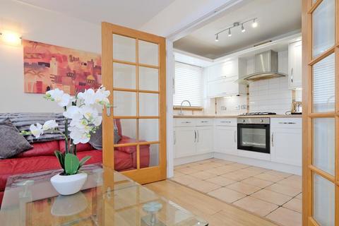 2 bedroom flat to rent, Great Northern Road, Aberdeen,