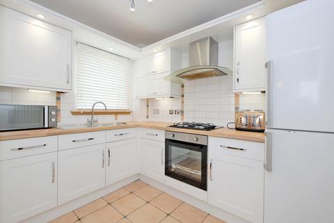 2 bedroom flat to rent, Great Northern Road, Aberdeen,