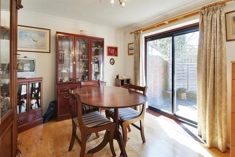 3 Burdett Close, Sidcup, DA14 5LF