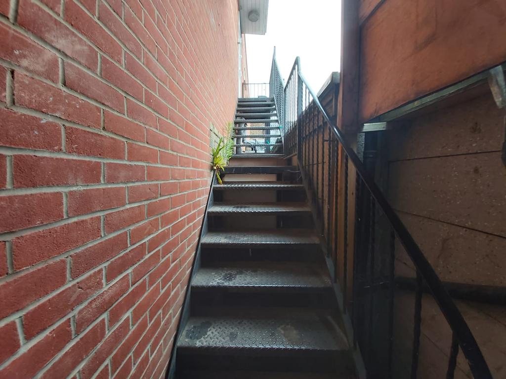 Belgrave Road, Ilford, Essex, IG1 1 bed flat £900 pcm (£208 pw)