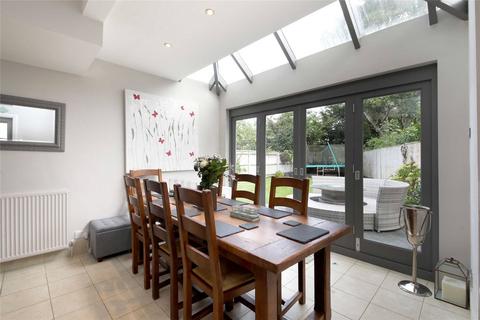 6 Baring Crescent, Beaconsfield, HP9 2NG