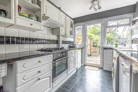 1 Cedar Way, Sunbury-on-thames, TW16 7BL
