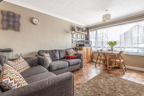 1 Cedar Way, Sunbury-on-thames, TW16 7BL