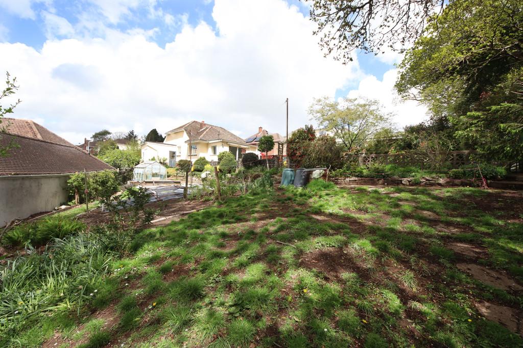 Aller Park Road Milber Newton Abbot 3 bed detached bungalow £350,000