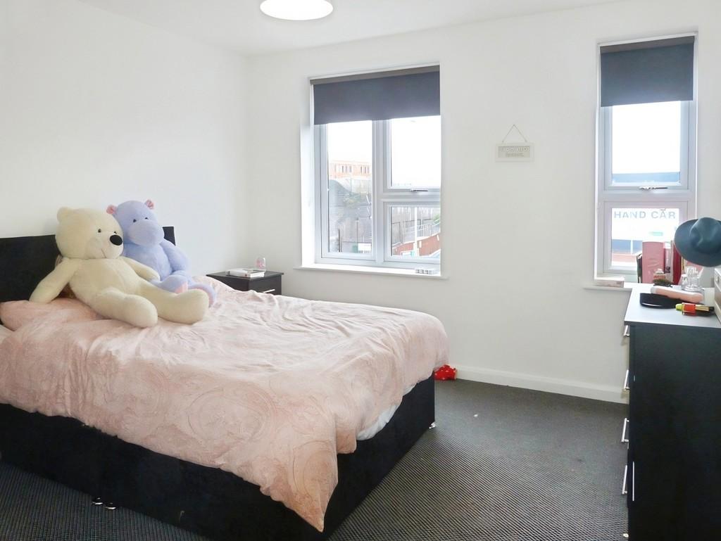 290c0113-bedroom