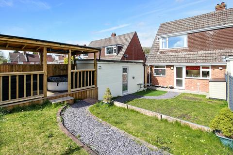 27 Beech Grove, Warminster, BA12 0AB