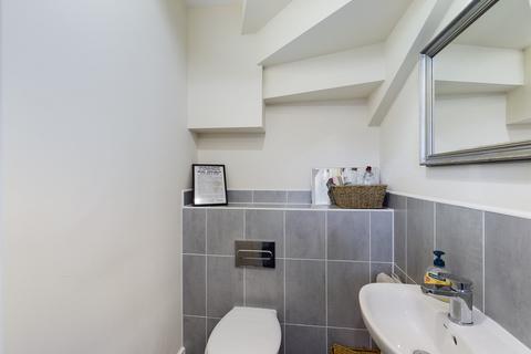 118 Ivinson Way, Bramshall, Uttoxeter, ST14 5EQ