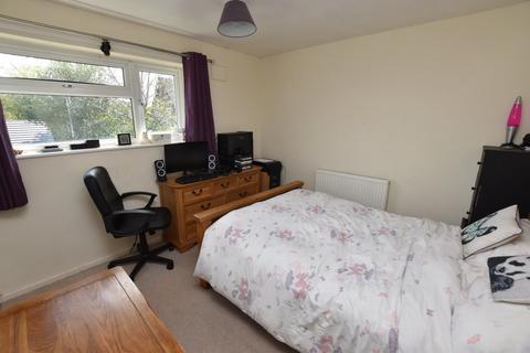4 Highfields, Market Drayton, TF9 1BT
