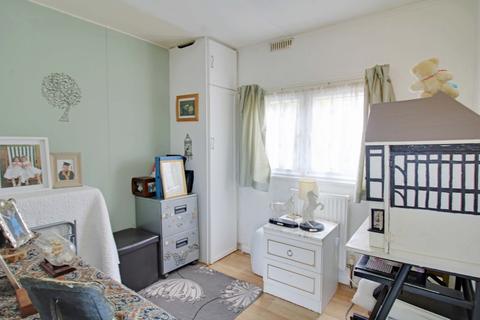 2 bedroom park home for sale - Eastern Avenue, Penton Park, Chertsey, Surre, KT16