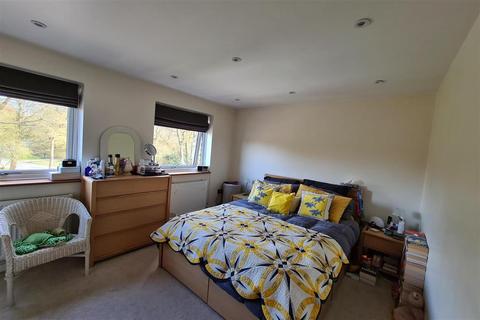 4 Churchside, Vigo, Gravesend, DA13 0SJ