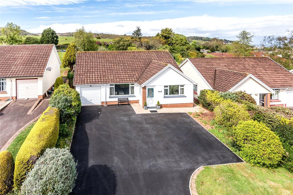 Periton Road, Minehead, TA24 3 bed detached bungalow £465,000