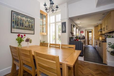 21 Baron Road, Penarth, CF64 3UD