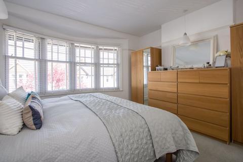 21 Baron Road, Penarth, CF64 3UD
