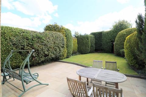 12 Athlone Road, Walsall, WS5 3QX