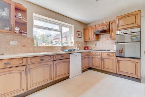 12 Fullbrook Close, Shirley, Solihull, B90 4UB