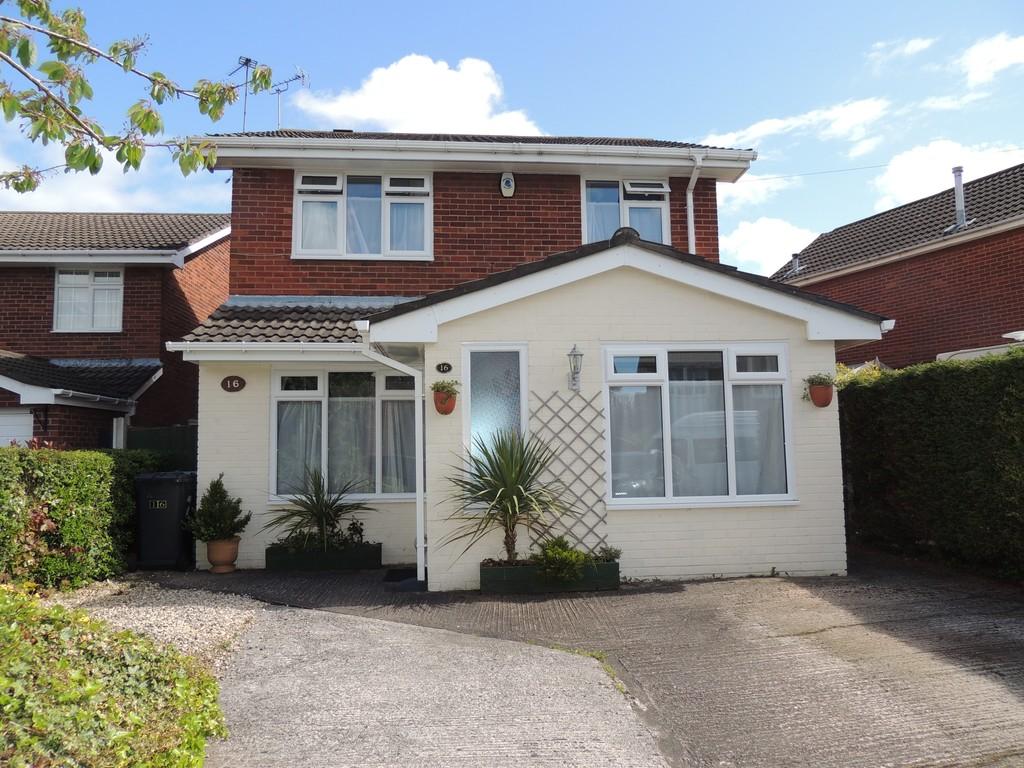 Rushton Drive, Middlewich 3 bed detached house £230,000