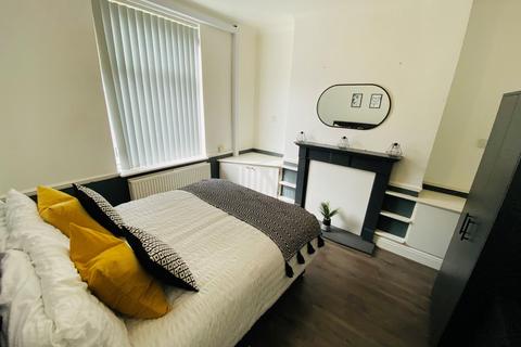 1 bedroom in a house share to rent, Woodville Street, St Helens Town Centre