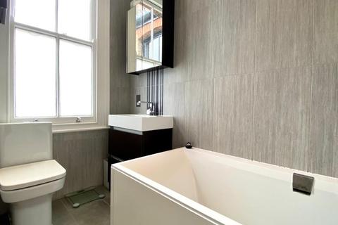 98 Princes Avenue, London, N22 7SA