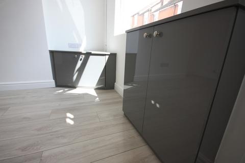 11 Broadhurst Street, Stoke-on-trent, ST6 1EY