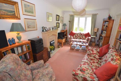 18 Chestnut Drive, Abergavenny, NP7 5JZ